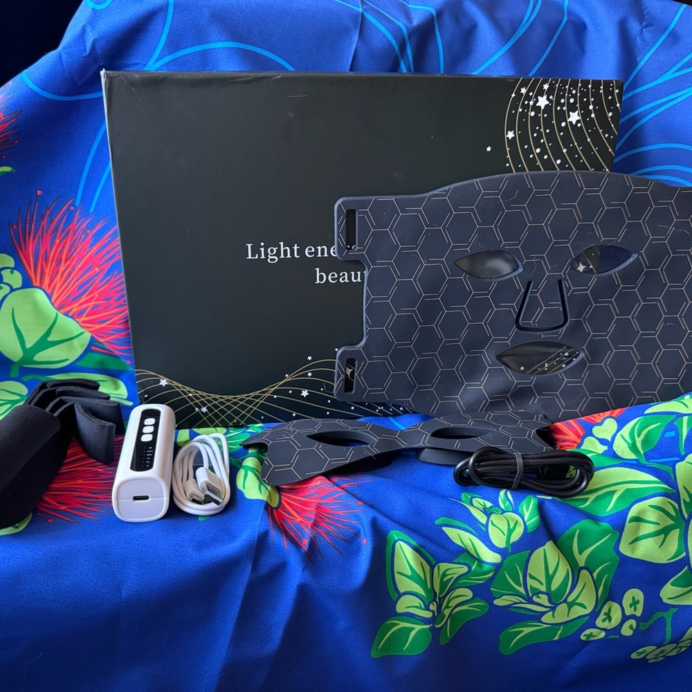 Black LED Face Mask with Accessories